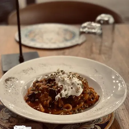 Palazzo Santamarina Luxury & בית הארחה 4*