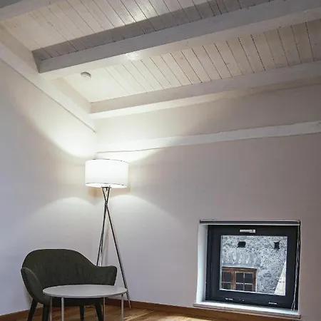 Palazzo Santamarina Luxury & בית הארחה