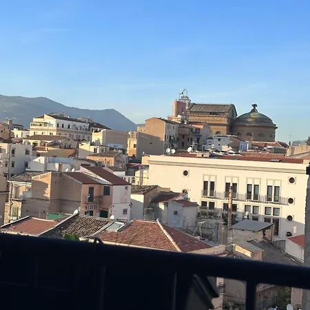 Palazzo Santamarina Luxury & Guest house Palermo