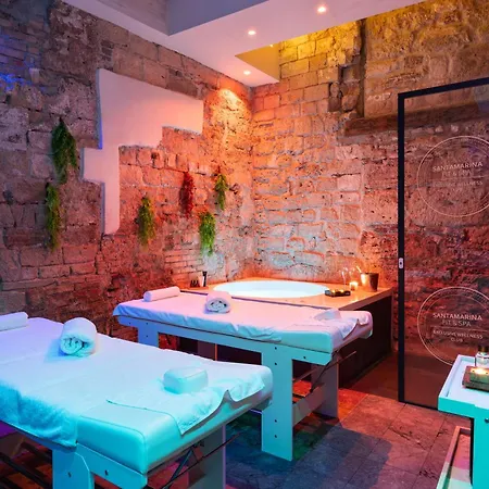 בית הארחה Palazzo Santamarina Luxury & 4*