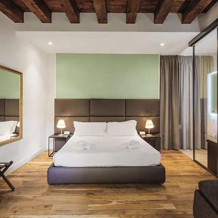 Palazzo Santamarina Luxury Suite&spa Affittacamere 4*